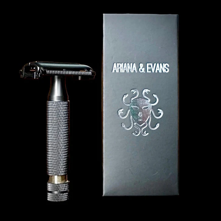 Ariana & Evans B1 Lancer Push To Open Safety Razor