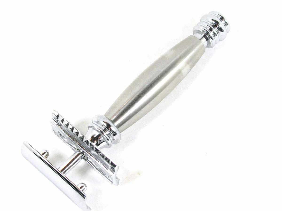 MERKUR 43C Closed Comb, "Fatty" Stainless Steel Handle DE Safety Razor - Image 2