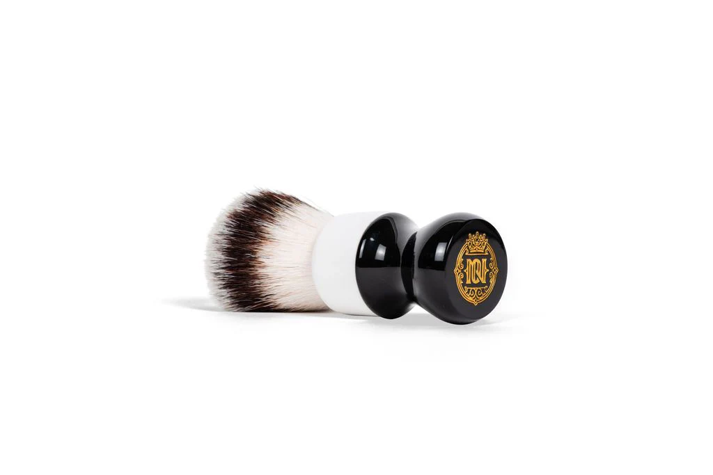 Noble Otter Black/White Synthetic Shave Brush 26MM - Image 3