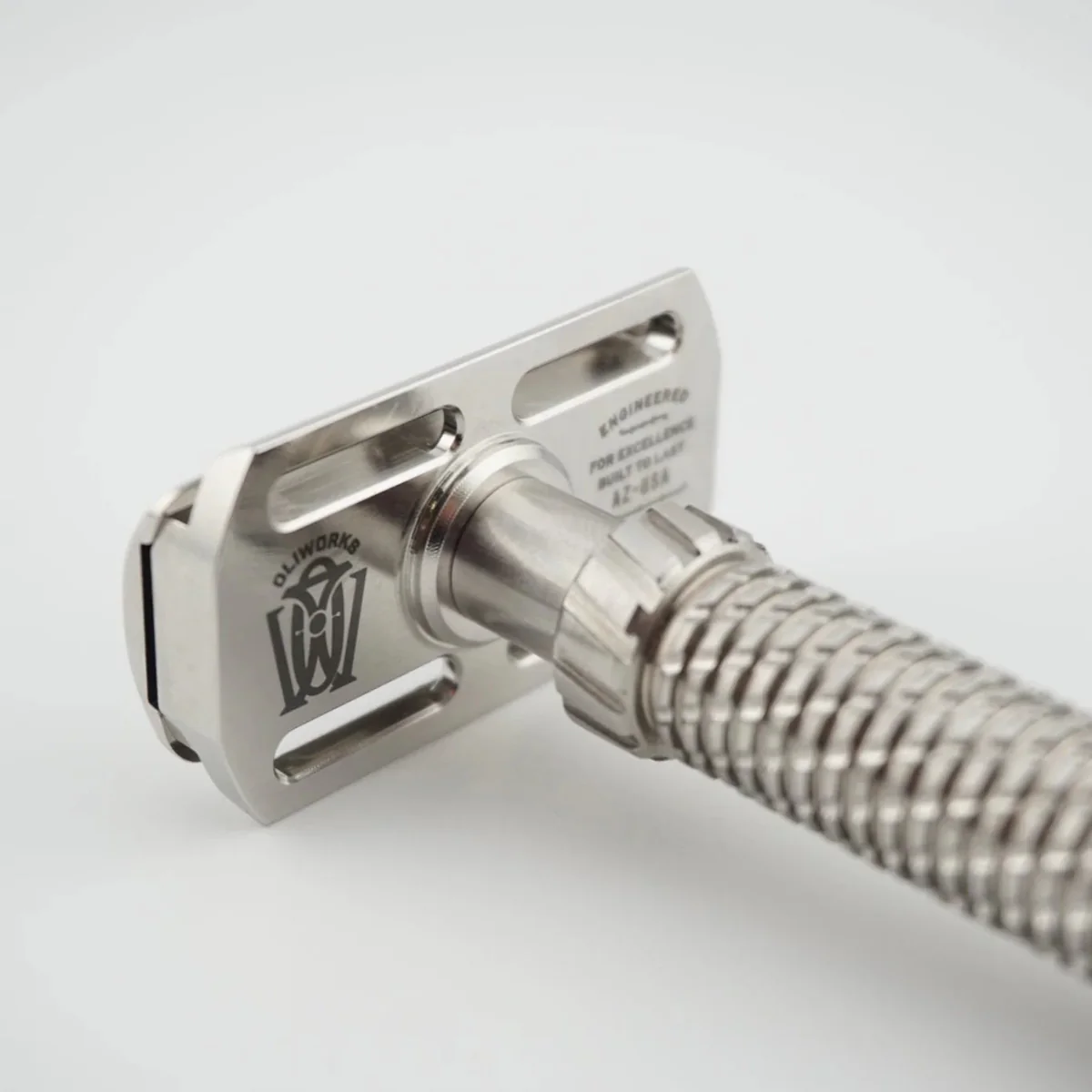 OliWorks M3TEORITE Stainless Steel Safety Razor - Image 2