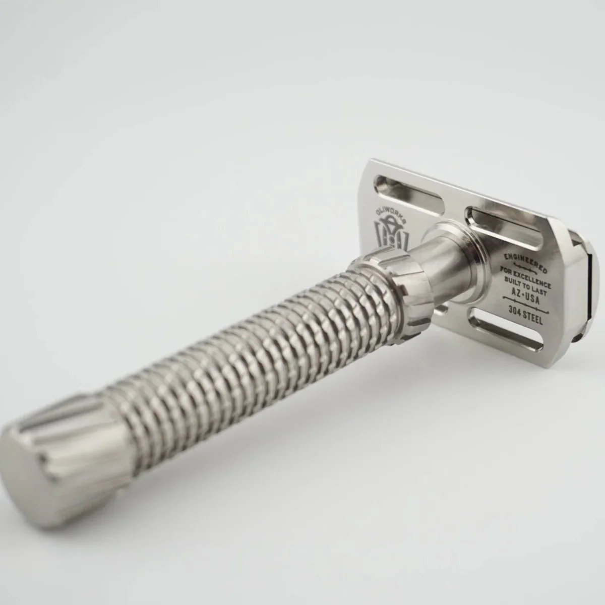 OliWorks M3TEORITE Stainless Steel Safety Razor - Image 3