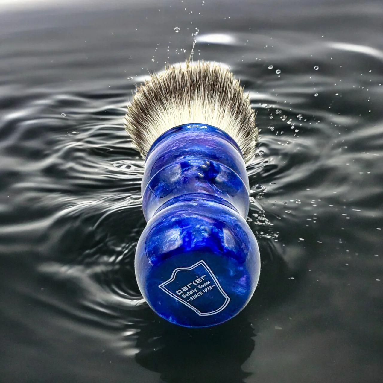 Parker Deluxe Iridescent Blue Handle Synthetic Shaving Brush & Stand - Image 4