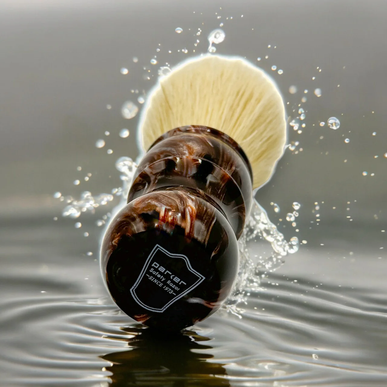 Parker Deluxe Iridescent Tortoise Handle Boar Shaving Brush & Stand - Image 4
