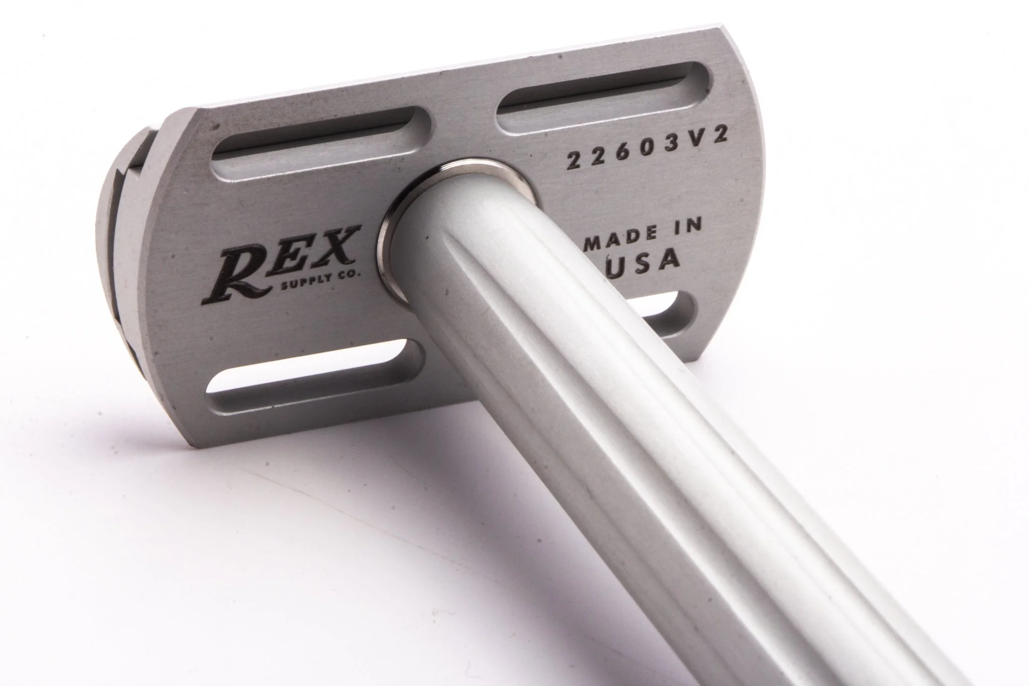 Rex Supply Co. Page Three Piece Aluminum Double Edge Safety Razor - Image 3