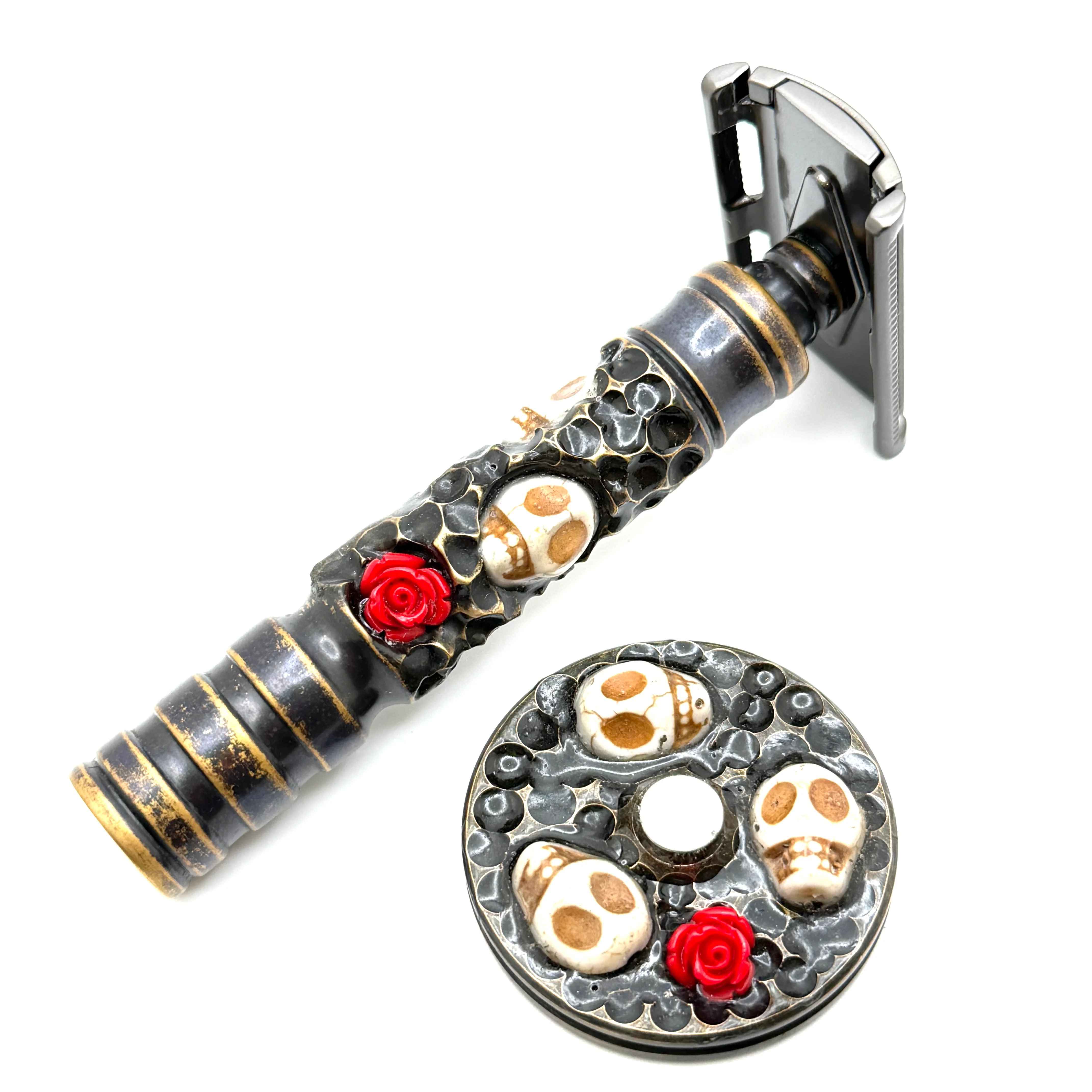 RG Shave Designs Magnetized Skull Design Safety Razor - Image 3
